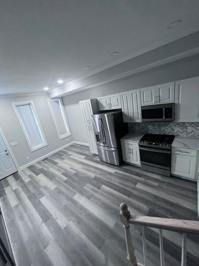 Foto del edificio - 1508 W Franklin St