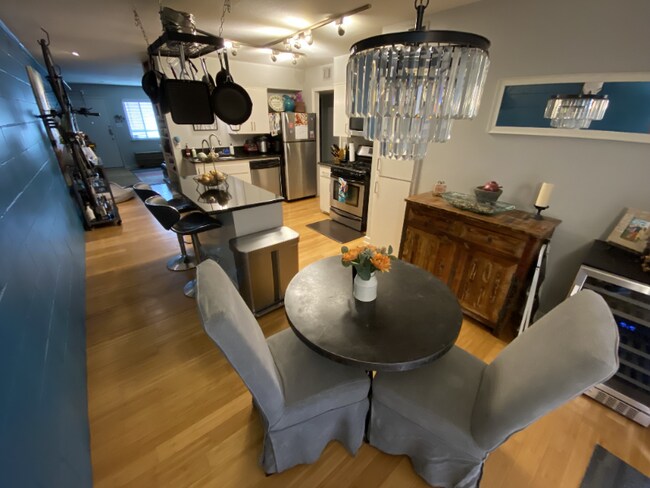 Foto del edificio - 2303 East Side Dr