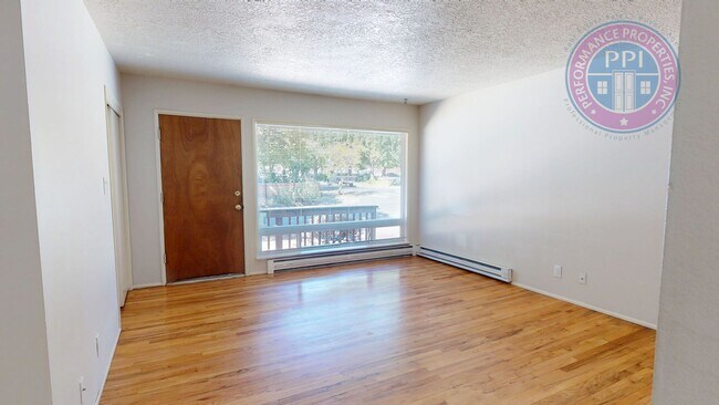 Foto del edificio - 3348-3350-3350 SE Taylor St