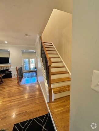 Building Photo - 903 Portner Pl