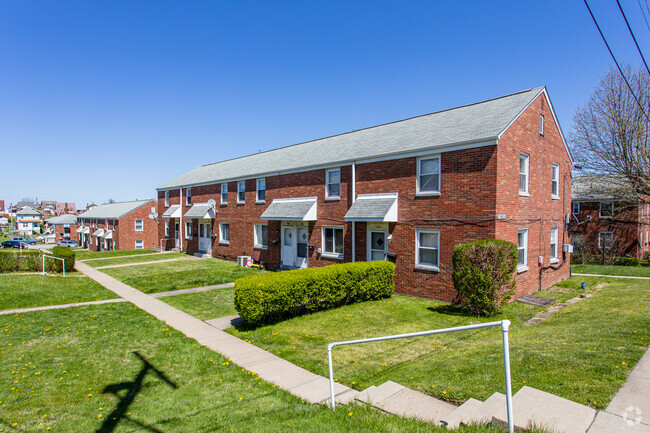 Building Photo - Riverview Homes