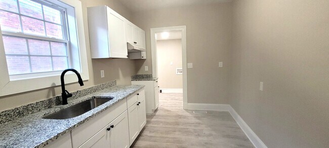 Foto del edificio - 514 N Hamilton St