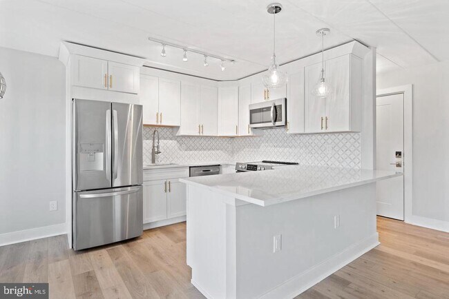 Foto del edificio - 100 Windermere Ave