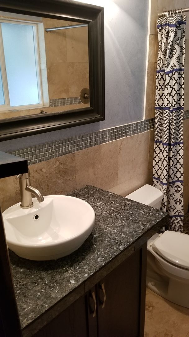 Building Photo - Great Location Quiet Living FREE DECEMBER ...