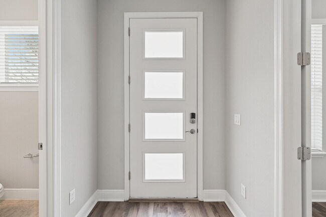 Foto del edificio - 7353 Alpine Butterfly Ln