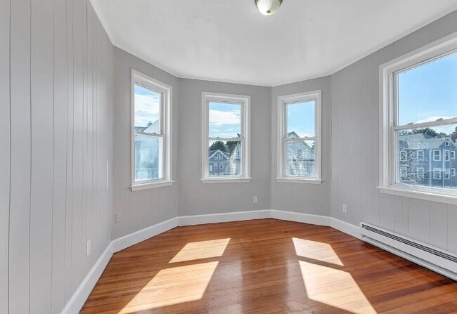Building Photo - 109 Pocasset Ave