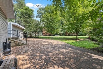 Interior Photo - Grandview Gardens