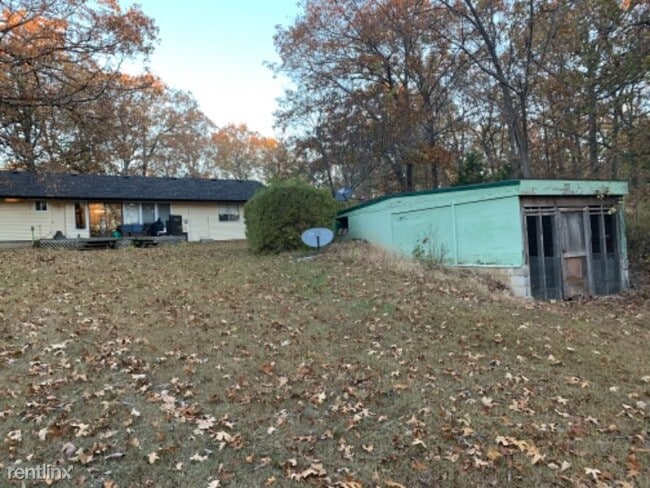 Building Photo - 3 br, 1.5 bath House - 14370 Highway T