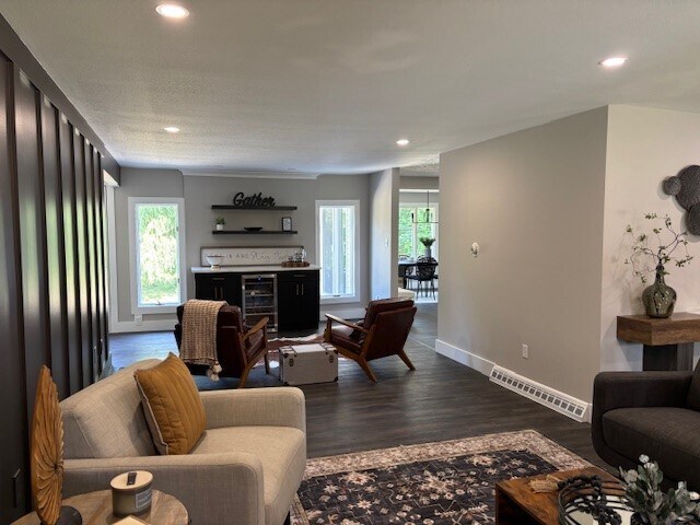Foto del edificio - 961 Garden Ln