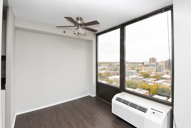 Building Photo - 4334 N Hazel St