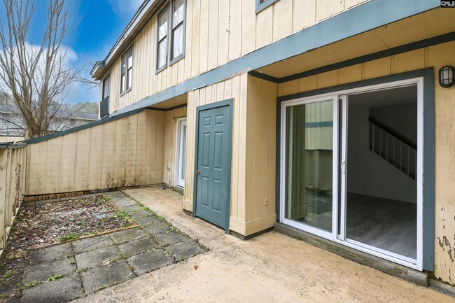 Building Photo - 261 Timber Ct