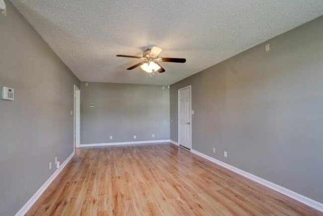 Foto del edificio - 1822 Harbor Dr