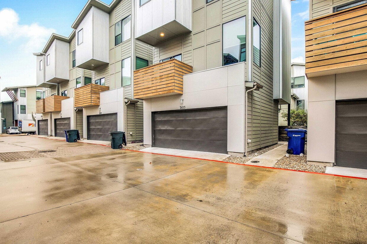 Primary Photo - 3413 Charlotte Rose Drive