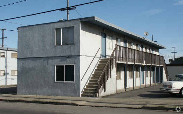Foto del edificio - 1717 Market Ave