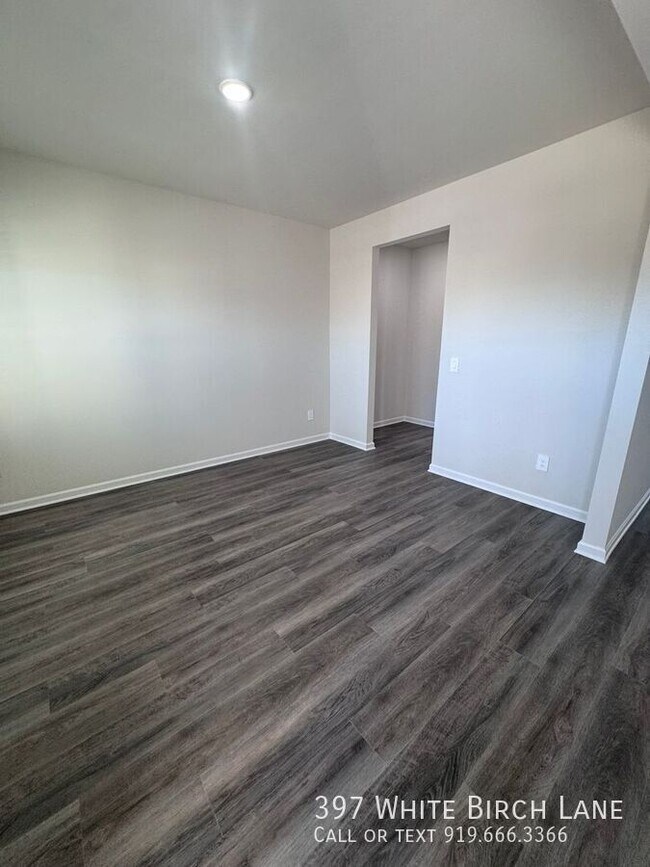Foto del edificio - 397 White Birch Ln
