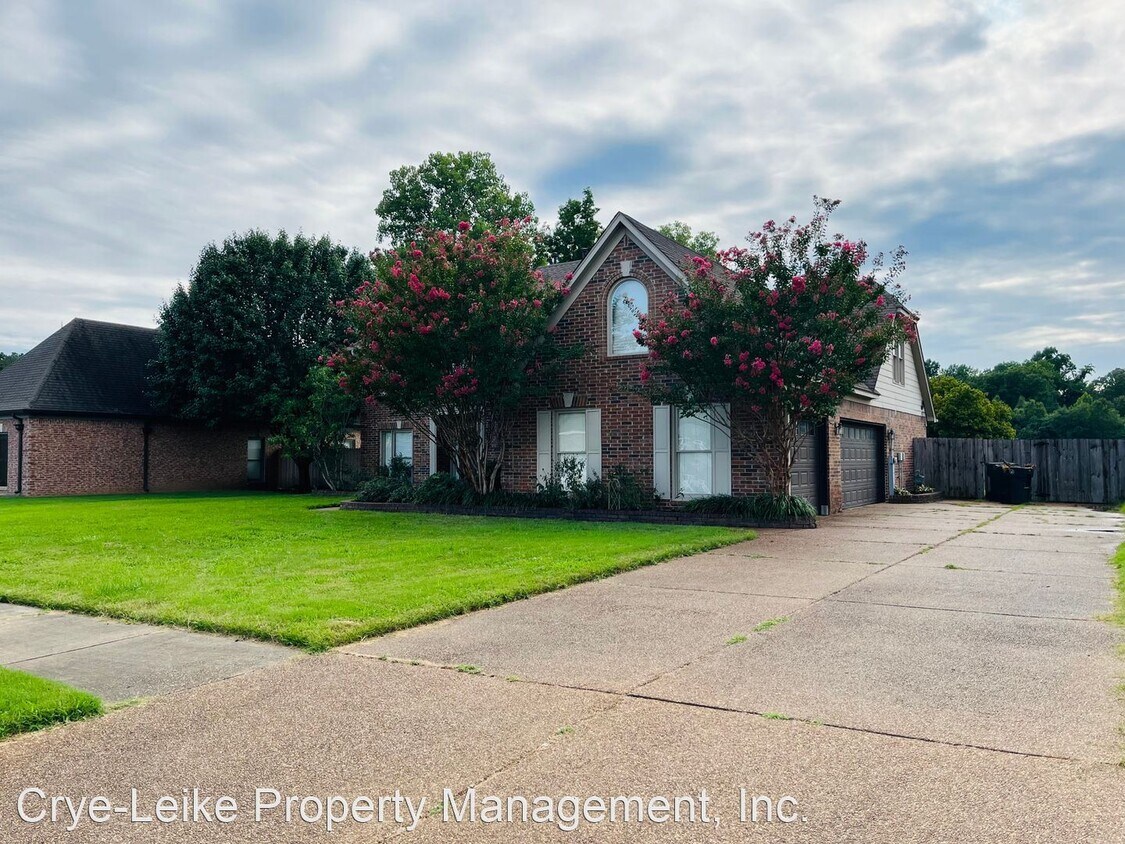 Foto principal - 4 br, 2.5 bath House - 5055 Bristol Woods St