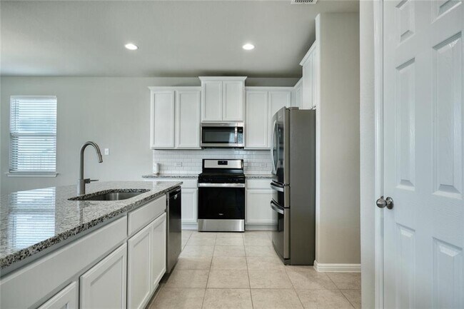 Foto del edificio - 11910 Farrier Ln