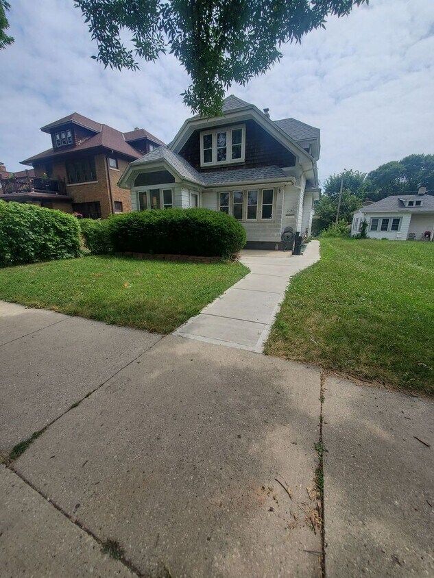 Foto principal - 2834 N 54th St