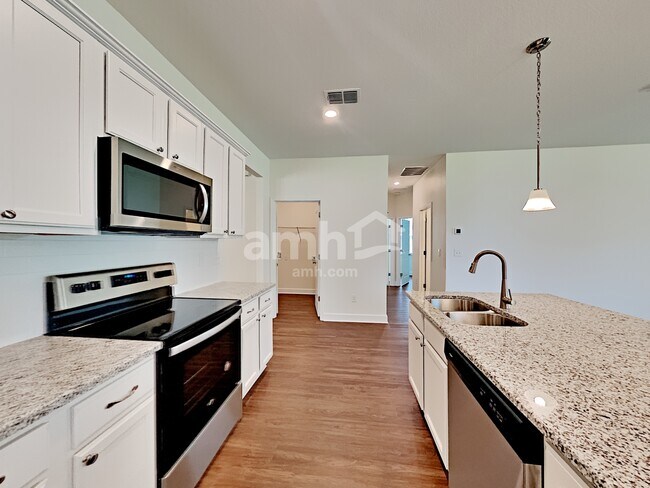 Foto del edificio - 2806 Wilder Meadows Ln