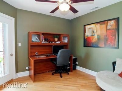 Foto del edificio - 2 br, 1 bath  - 4838 N Ashland Ave Apt 2E