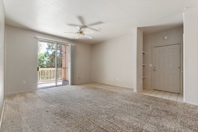 Building Photo - Cozy 3 Bed Littleton Condo