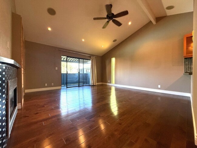 Photo - 2343 Fairway Dr Apartment