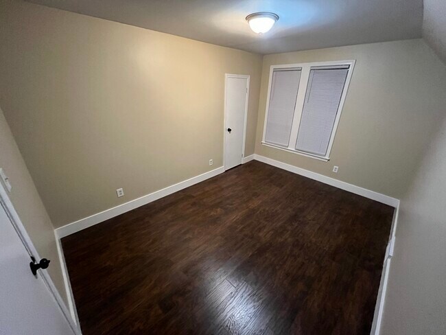 Dormitorio 2 - 16 4th St