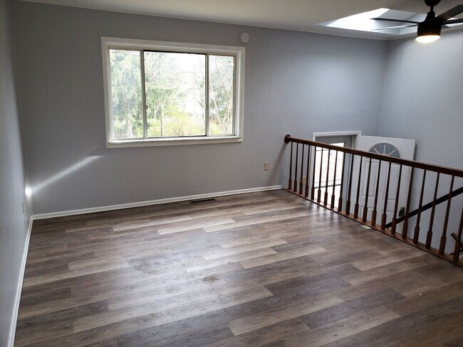 Foto del edificio - Experience Luxury Living at 421 Mary St: A...