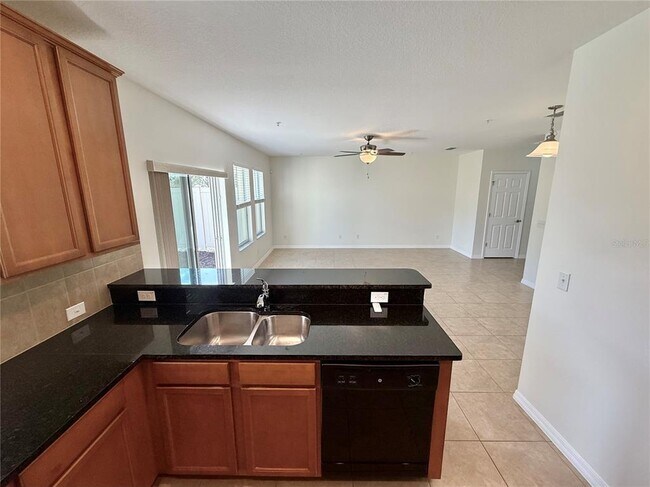 Foto del edificio - 2090 Water Tupelo Way