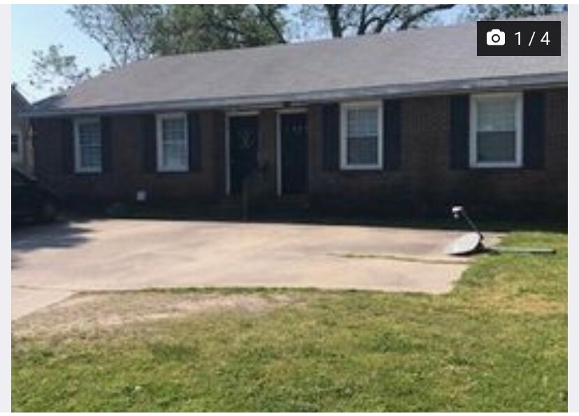 1406 Coleman St SE Unit B, Wilson, NC 27893 Apartments in Wilson, NC