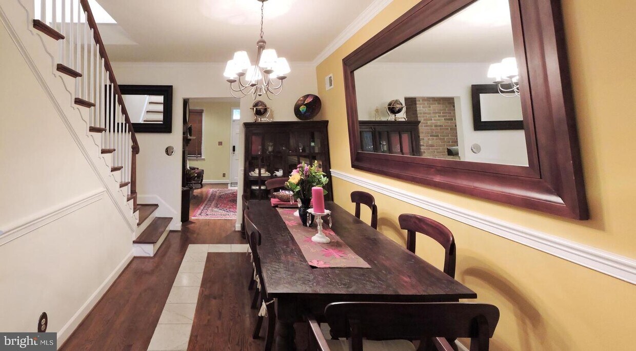 Foto principal - 914 Pendleton St