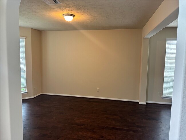 Foto del edificio - 3638 Aldridge Dr