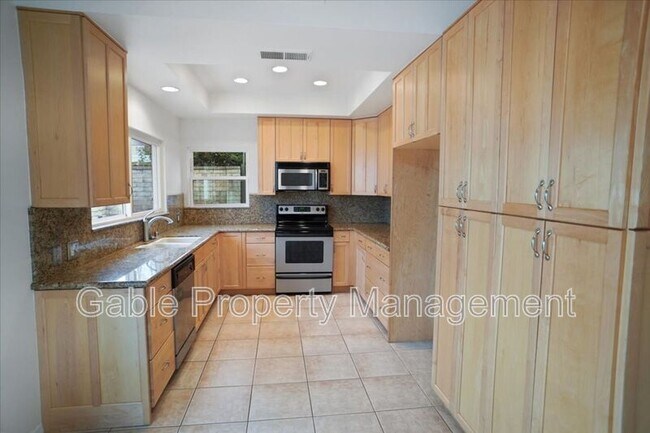 Foto del edificio - 25230 Vía Sistine