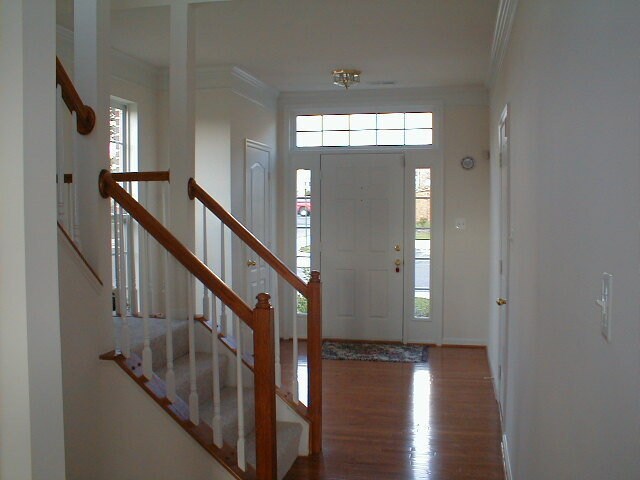 Building Photo - 12950 Park Crescent Cir