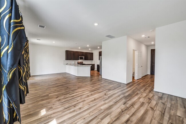Building Photo - 2844 Grand Anse Dr