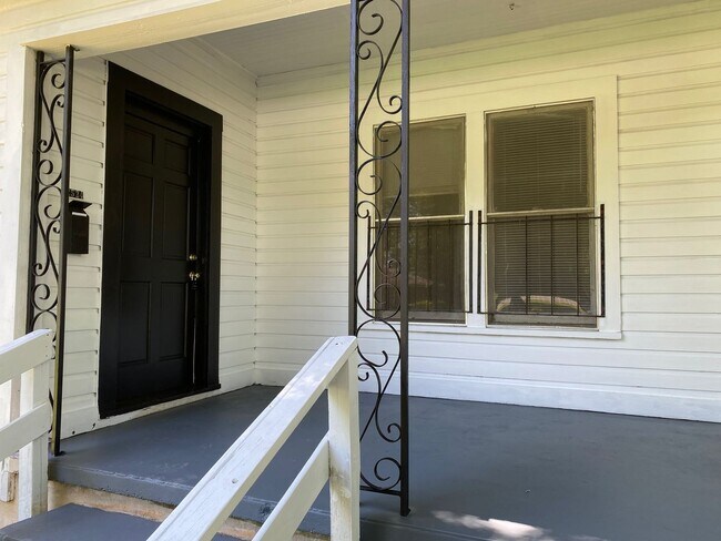 Building Photo - 2BR in Morningside off Old Mansfield Road