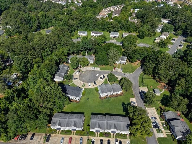 Building Photo - Whispering Trace Apartments