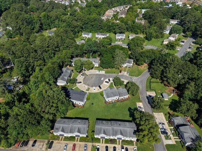 Foto del edificio - Whispering Trace Apartments