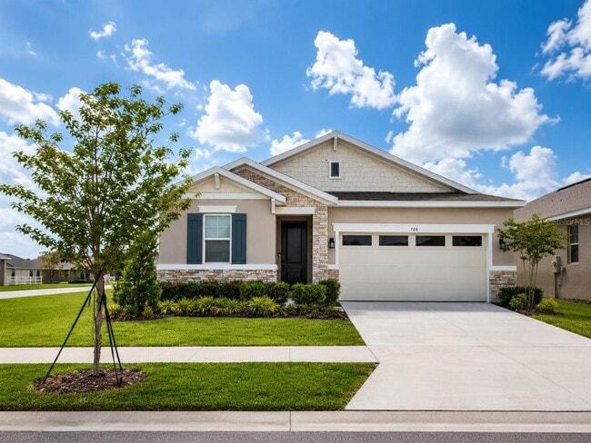 Building Photo - 708 Griffon Ave