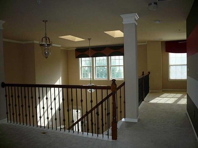 Building Photo - 2350 Callaway Ct