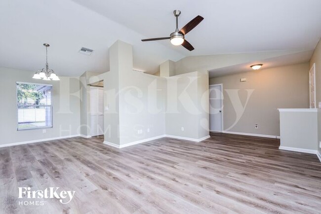 Foto del edificio - 3330 SW 27th Ave