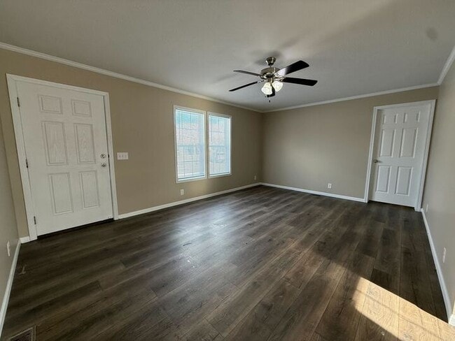 Building Photo - 11986 Springbrook Ct