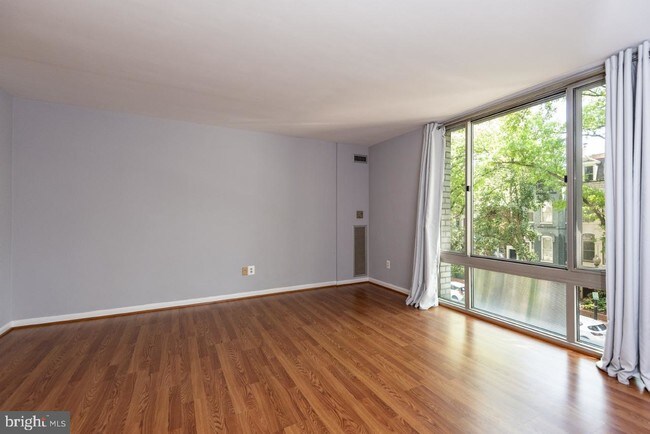 Foto del edificio - 950 25th St NW
