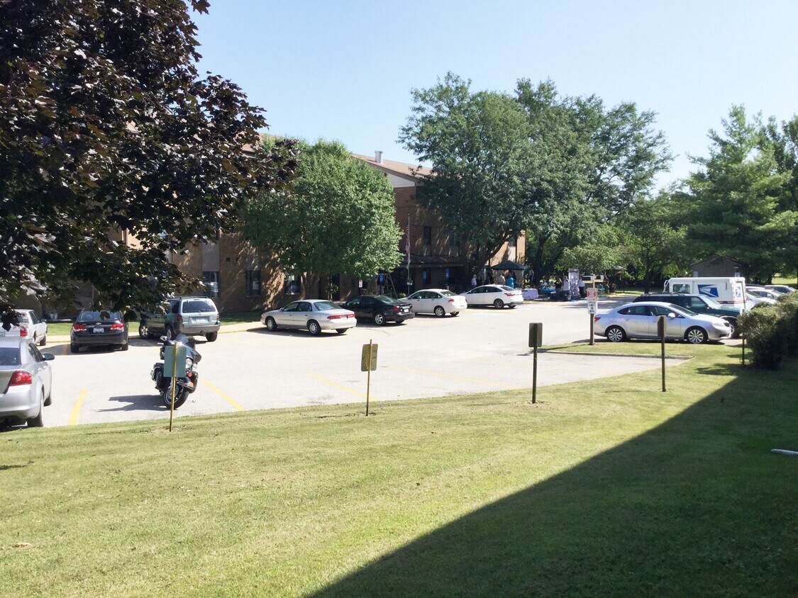 Pilgrim Place Senior Housing Apartments Mason City, IA