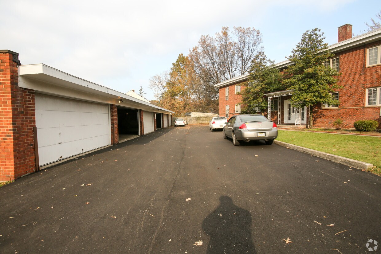 Foto del edificio - 2383 Noble Rd