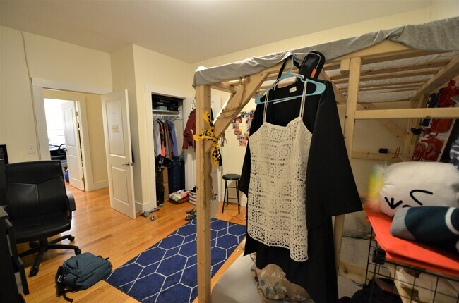 Foto del edificio - 33 Brookline St