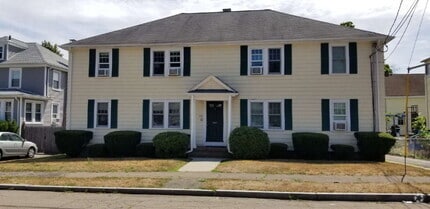 Building Photo - 192 Holbrook Rd