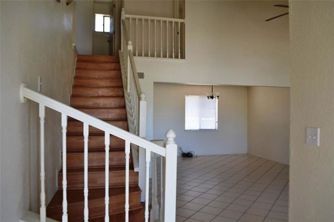 Building Photo - 900 Mark Wallace Ln