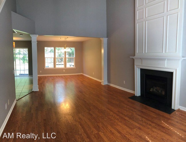 Building Photo - 3 br, 2.5 bath House - 7543 Eurostar Drive