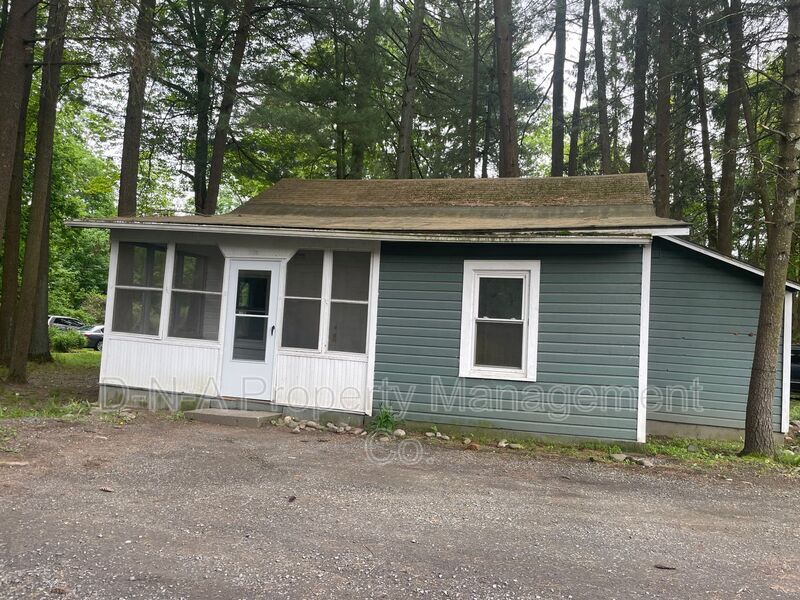Primary Photo - 240 Acres Road